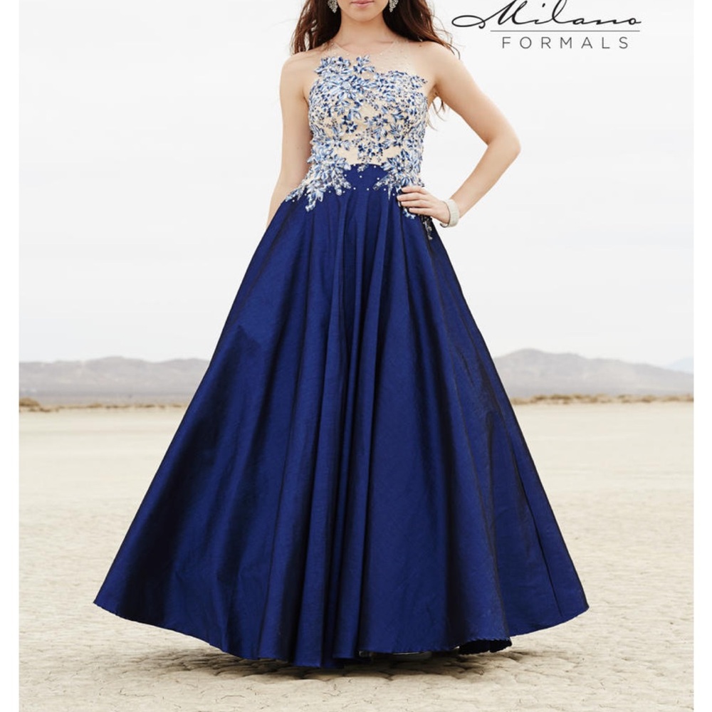 Elegant Navy Gown with Floral Embroidery